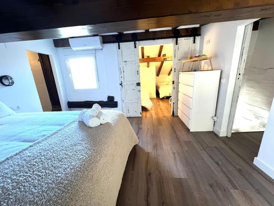 로그로노 Old Town Loft - Cathedral Views. 아파트 외부 사진