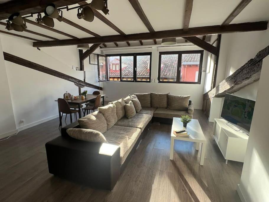 로그로노 Old Town Loft - Cathedral Views. 아파트 외부 사진